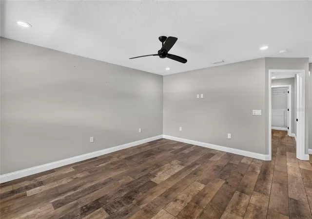 Photo 3 of Single family home for sale at 6631 Thornhill Rd, Winter Haven, FL 33880 | MLS# L4964270 | Listing updated on 2026-08-15