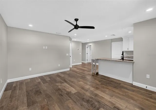 Photo 4 of Single family home for sale at 6631 Thornhill Rd, Winter Haven, FL 33880 | MLS# L4964270 | Listing updated on 2026-08-15