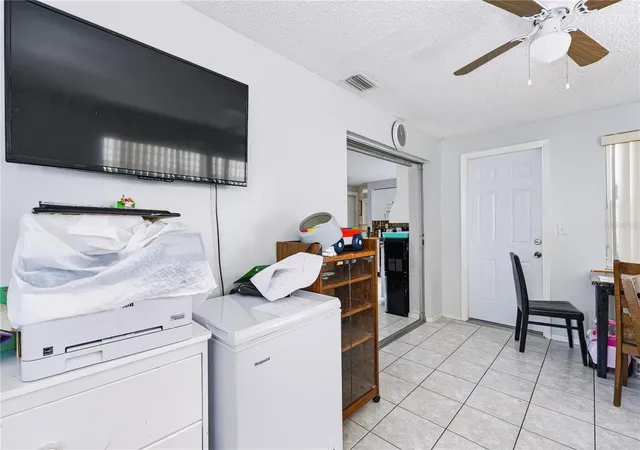 Photo 4 of Single family home for sale at 3302 Rock Royal Dr, Holiday, FL 34691 | MLS# O6433449 | Listing updated on 2026-10-26