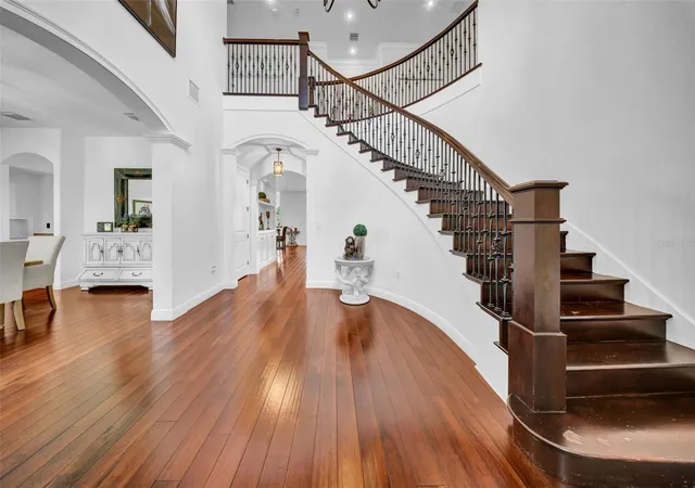 Photo 3 of Mansion for sale at 17930 Dorman Rd, Lithia, FL 33547 | MLS# TB8538756 | Listing updated on 2026-09-15