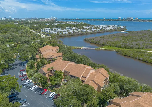 2nd image of 1401 S Palmetto Ave, DAYTONA BEACH, FL 32114