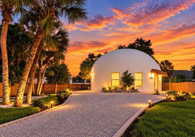 Photo 1 of Single family home for sale at 2881 Gentian Rd, Venice, FL 34293 | MLS# O6433467 | Listing updated on 2026-10-04