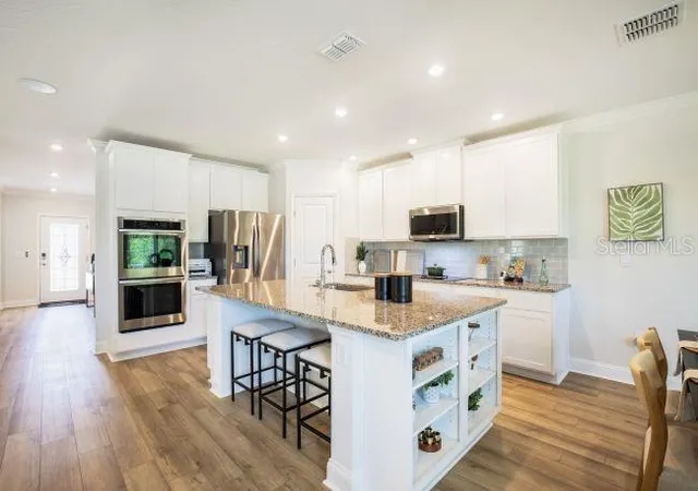 3rd image of 3418 Monarch Wy, Green Cove Springs, FL 32043 | MLS# O6433473