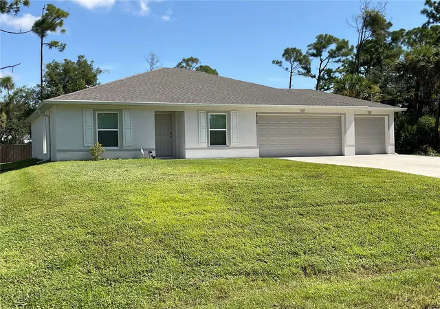 2nd image of 18158 Charter Ave, Port Charlotte, FL 33954 | MLS# C7529568