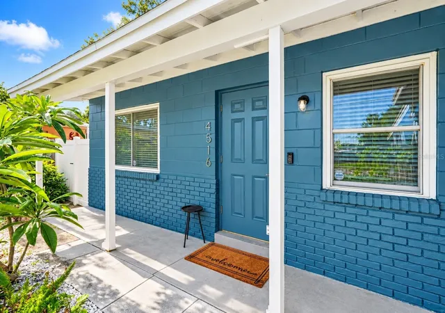Photo 3 of Single family home for sale at 4516 W Paxton Ave, Tampa, FL 33611 | MLS# O6433498 | Listing updated on 2026-10-04