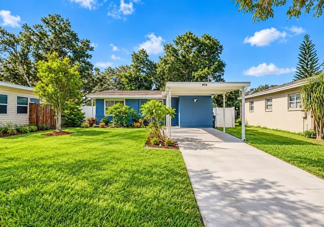 Photo 2 of Single family home for sale at 4516 W Paxton Ave, Tampa, FL 33611 | MLS# O6433498 | Listing updated on 2026-10-04