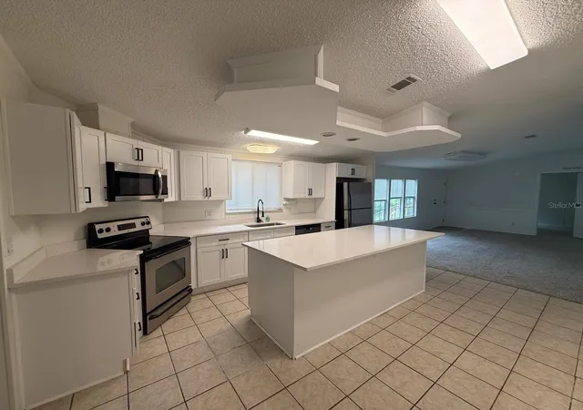Photo 4 of Manufactured home for sale at 601 Moose Lodge Rd, Bartow, FL 33830 | MLS# B4902333 | Listing updated on 2026-09-18