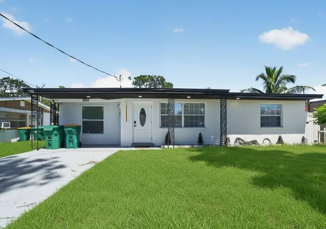 2nd image of 985 Liberty St, Englewood, FL 34223 | MLS# A4702962