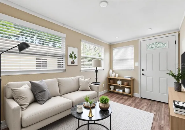 Photo 2 of Single family home for sale at 4229 Lenox Blvd, Orlando, FL 32811 | MLS# O6433503 | Listing updated on 2026-09-01