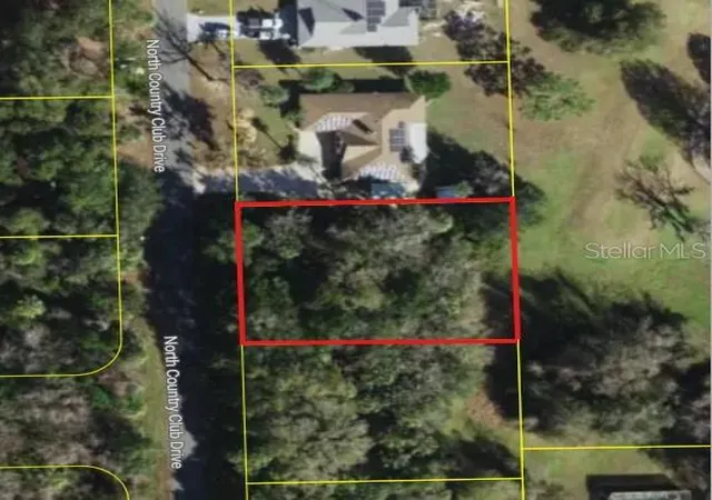 3rd image of 90 N Country Club Dr, Crystal River, FL 34429 | MLS# W7888596