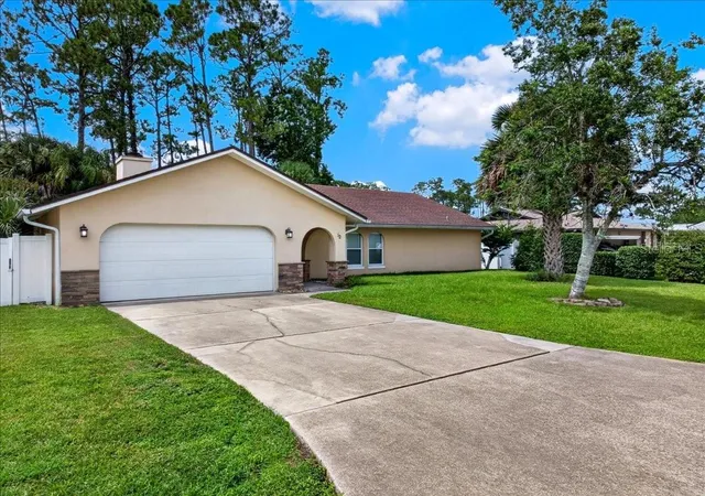 3rd image of 12 Westfalls Ln, Palm Coast, FL 32164 | MLS# FC320681