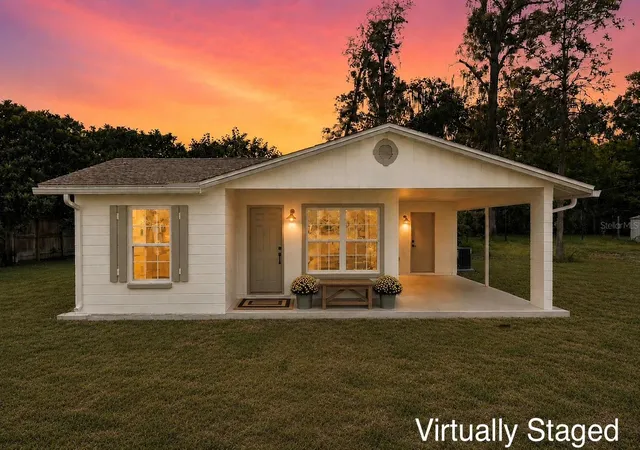2nd image of 641 Nw 258th St, Newberry, FL 32669 | MLS# OM730395