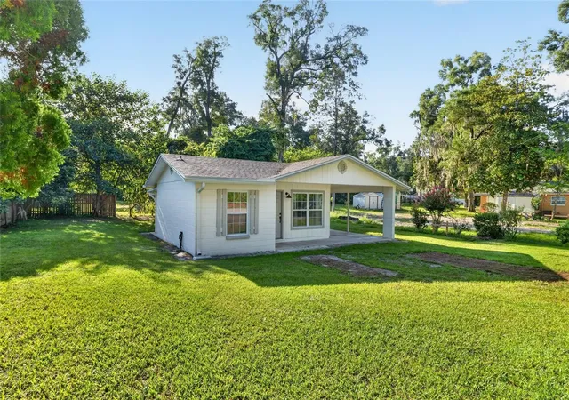 4th image of 641 Nw 258Th St, Newberry, FL 32669 | MLS# OM730395