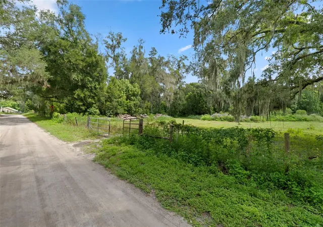 2nd image of 0 Trilby Cutoff Rd, Dade City, FL 33523 | MLS# W7888597
