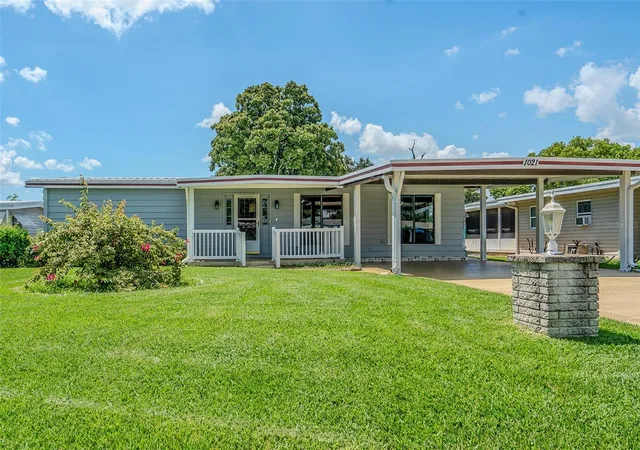 Photo 1 of Manufactured home for sale at 1021 Hilltop Rd, Tavares, FL 32778 | MLS# G5116446 | Listing updated on 2026-09-24