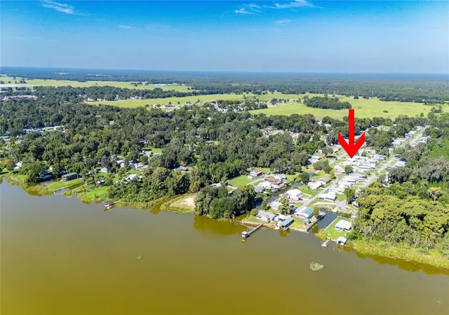 49th image of 1056 Cr 463, Lake Panasoffkee, FL 33538 | MLS# G5116447