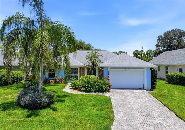 Photo 1 of Single family home for sale at 5015 86th Street Ct W, Bradenton, FL 34210 | MLS# A4702971 | Listing updated on 2026-10-02
