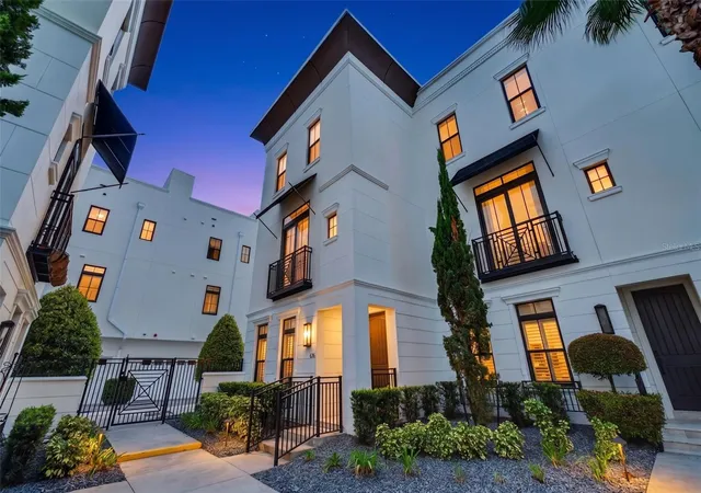 1st image of 636 Mariposa St, Orlando, FL 32801 | MLS# O6433529