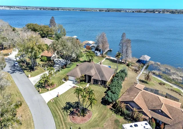2nd image of 122 W Juliana Wy, Auburndale, FL 33823 | MLS# L4964283