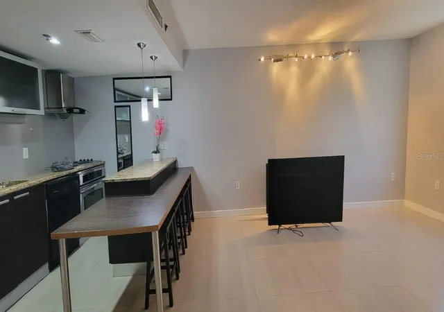 4th image of 701 S Madison Ave #316, Clearwater, FL 33756 | MLS# TB8538827
