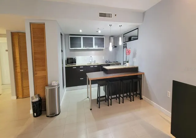 5th image of 701 S Madison Ave #316, Clearwater, FL 33756 | MLS# TB8538827