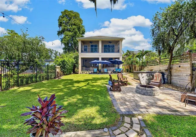 Photo 3 of Single family home for sale at 303 W Chapman Rd, Lutz, FL 33548 | MLS# TB8538832 | Listing updated on 2026-08-27
