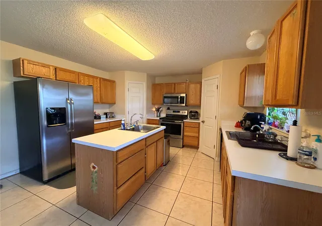 5th image of 905 Gloucester Ct, Kissimmee, FL 34758 | MLS# S5155625