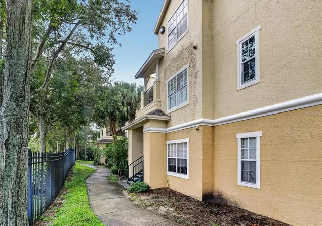 Photo 3 of Condo for sale at 2674 Robert Trent Jones Dr #337, Orlando, FL 32835 | MLS# O6433551 | Listing updated on 2026-09-08