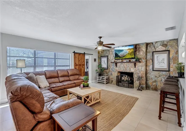 Photo 3 of Single family home for sale at 8532 Kumquat Ave, Seminole, FL 33777 | MLS# O6433555 | Listing updated on 2026-08-15