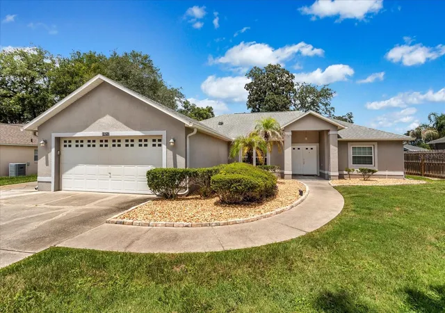 Photo 1 of Single family home for sale at 10217 Spring Moss Ave, Clermont, FL 34711 | MLS# G5116451 | Listing updated on 2026-09-05