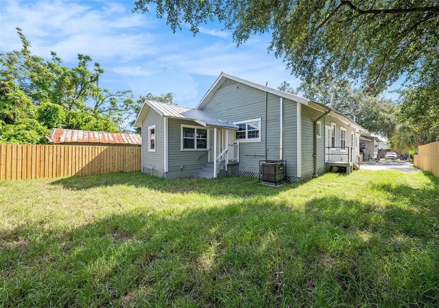 Photo 25 of Single family home for sale at 2920 N 17th Street, Tampa, FL 33605 | MLS# TB8538879 | Listing updated on 2026-08-15