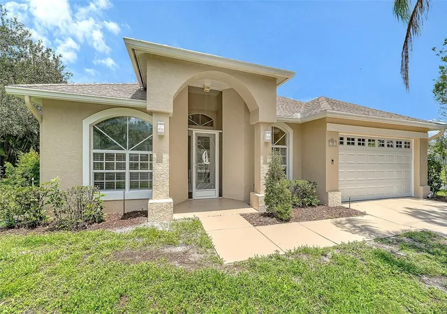 Photo 2 of Single family home for sale at 23 Arbor Oaks Dr, Sarasota, FL 34232 | MLS# A4702981 | Listing updated on 2026-09-15