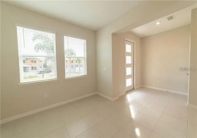Photo 2 of Townhouse for sale at 16306 Prairie School Dr, Winter Garden, FL 34787 | MLS# O6433563 | Listing updated on 2026-08-15