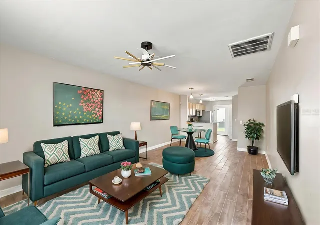 2nd image of 13017 Lorna Pl, Tampa, FL 33618 | MLS# TB8538893