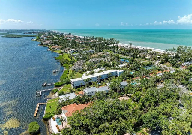 3rd image of 5320 Gulf Of Mexico Dr, Longboat Key, FL 34228