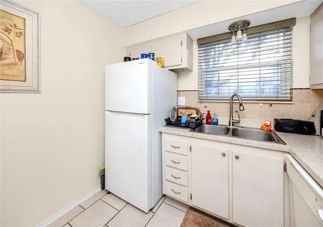 Photo 4 of Condo for sale at 3435 41st Terrace S #198, Saint Petersburg, FL 33711 | MLS# TB8538895 | Listing updated on 2026-10-20