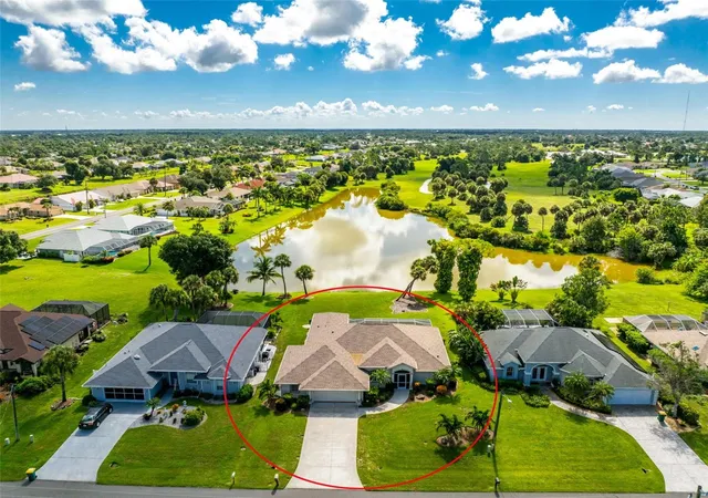 Photo 1 of Single family home for sale at 8 Sportsman Rd, Rotonda West, FL 33947 | MLS# D6148411 | Listing updated on 2026-08-15