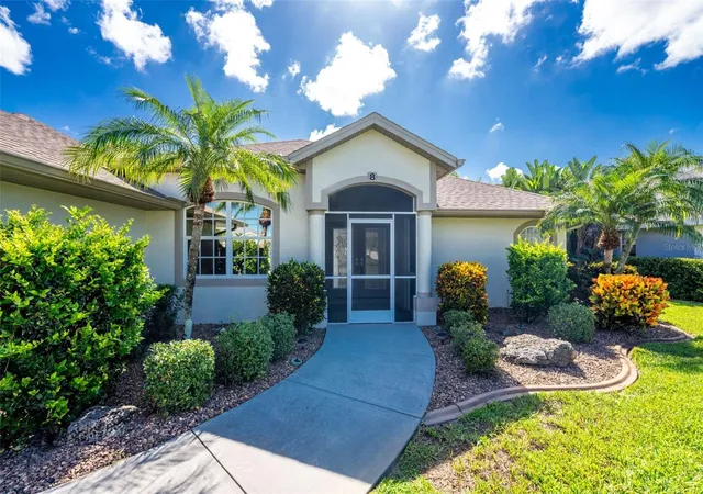 Photo 2 of Single family home for sale at 8 Sportsman Rd, Rotonda West, FL 33947 | MLS# D6148411 | Listing updated on 2026-08-15