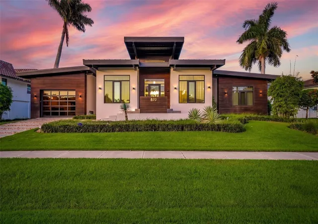 Photo 2 of Single family home for sale at 870 Partridge Ct, MARCO ISLAND, FL 34145 | MLS# TB8538904 | Listing updated on 2026-10-14