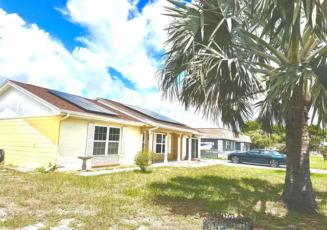 5th image of 3153 Moog Rd, Holiday, FL 34691 | MLS# TB8538907