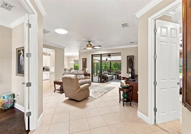 4th image of 463 Monterey St, Kissimmee, FL 34759 | MLS# S5155634