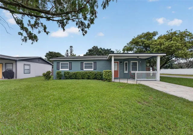 Photo 4 of Single family home for sale at 237 California Ave, Saint Cloud, FL 34769 | MLS# S5155635 | Listing updated on 2026-09-24