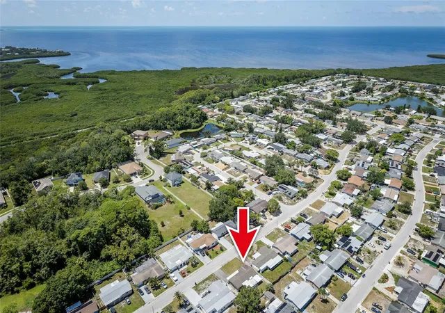 2nd image of 3246 Brookfield Dr, Holiday, FL 34691 | MLS# W7888607