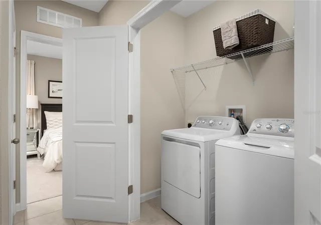 17th image of 8890 Wildflower Field Ln, Wildwood, FL 34785 | MLS# W7888609