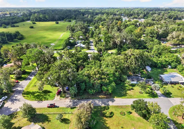 Photo 2 of Sale Pending at 445 Nw 32nd Avenue, Gainesville, FL 32609 | MLS# GC542746 | Listing updated on 2026-09-12