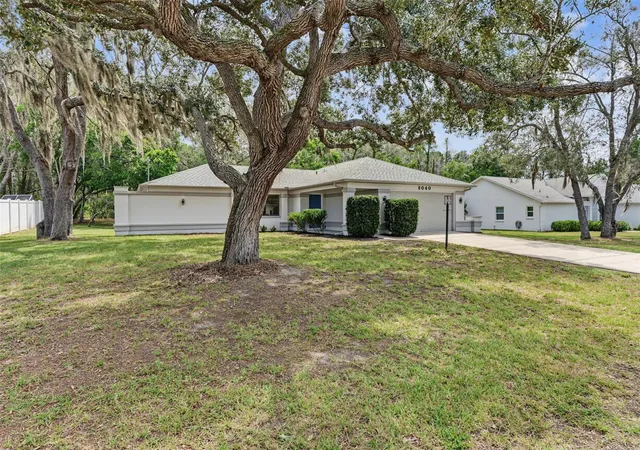 3rd image of 3040 Bayshore Dr, Spring Hill, FL 34608 | MLS# TB8538931