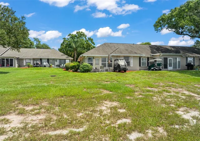 2nd image of 1076 Villa Ln, APOPKA, FL 32712