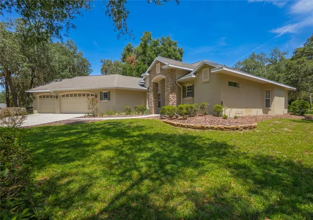 5th image of 9807 E Lake Tahoe Dr, Inverness, FL 34450 | MLS# W7888614