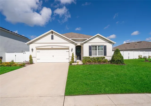 Photo 3 of Single family home for sale at 3608 Scarlet Oak Dr, Saint Cloud, FL 34772 | MLS# S5155643 | Listing updated on 2026-09-12