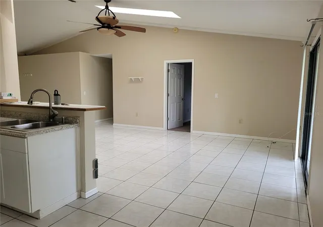 Photo 4 of Single family home for sale at 2870 Idleweise Dr, Deltona, FL 32738 | MLS# O6433642 | Listing updated on 2026-10-08